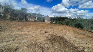 Land for sale in Ferreira do Zêzere, Portugal — €120,000