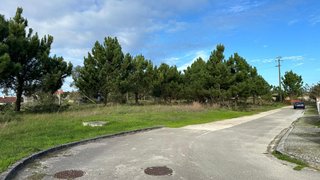 Land for sale in Marinha Grande, Portugal — €99,500