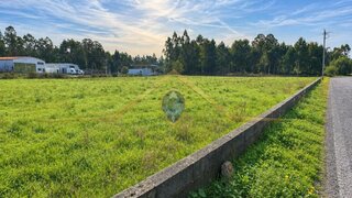 Terreno em Batalha · 2543 m² · 44 000 €