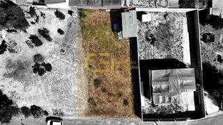 Land for sale in Alpiarça, Portugal — €66,000
