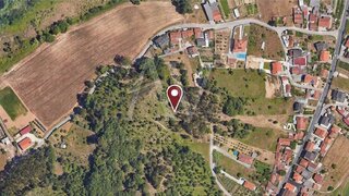 Terreno de 12 882 m² em Leiria