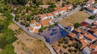 Land for sale in Covilhã, Portugal — €22,380