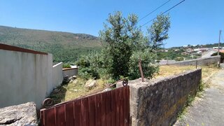 Land for sale in Porto de Mós, Portugal — €18,000