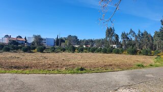 Land for sale in Marinha Grande, Portugal — €160,000