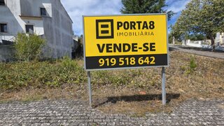 Terreno de 379 m² em Leiria