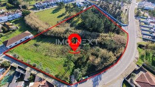 Land for sale in Marinha Grande, Portugal — €230,000