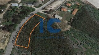Land for sale in Porto de Mós, Portugal — €65,000