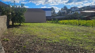 Land for sale in Porto de Mós, Portugal — €43,000