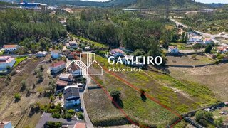 Terreno de 3000 m² em Leiria