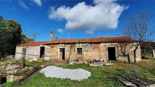 Land for sale in Fundão, Portugal — €260,000
