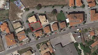 Land for sale in Porto de Mós, Portugal — €65,000