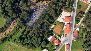 Terreno em Batalha · 1047 m² · 4700 €