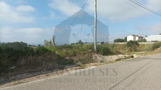 Terreno de 700 m² em Leiria