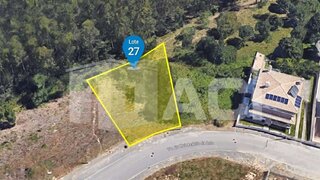 Terreno de 774 m² em Leiria