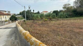 Terreno de 3500 m² em Leiria