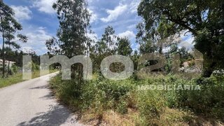 Terreno de 770 m² em Leiria