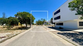 Land for sale in Benavente, Portugal — €155,000
