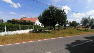 Land for sale in Coruche, Portugal — €45,000