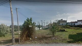 Terreno de 2050 m² em Santarém