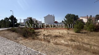 Terreno em Coruche · 592 m² · 57 500 €