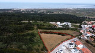 Land for sale in Nazaré, Portugal — €289,000