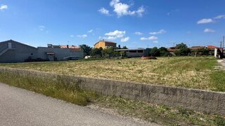 Terreno de 1497 m² em Leiria