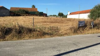 Terreno em Santarém · 3400 m² · 52 000 €