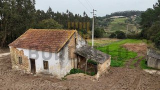 Land for sale in Caldas da Rainha, Portugal — €125,000