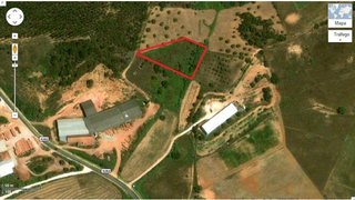 Terreno de 2600 m² em Santarém