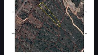 Land for sale in Porto de Mós, Portugal — €5,000