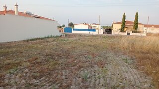 Land for sale in Almeirim, Portugal — €55,000