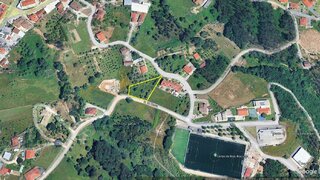 Terreno de 1695 m² em Leiria