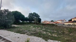 Land for sale in Caldas da Rainha, Portugal — €110,000