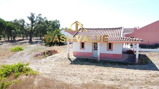 Land for sale in Coruche, Portugal — €182,000
