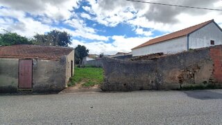 Land for sale in Óbidos, Portugal — €75,000