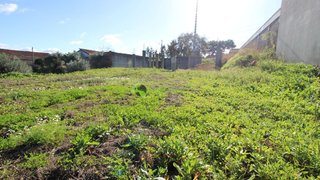 Terreno de 1200 m² em Leiria