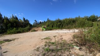 Terreno de 1027 m² em Leiria