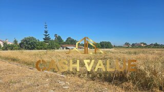 Land for sale in Salvaterra de Magos, Portugal — €78,000
