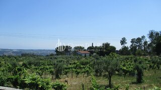 Terreno de 4257 m² em Viseu