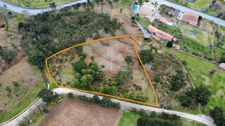 Land for sale in Vouzela, Portugal — €25,000