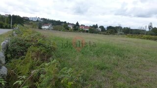 Land for sale in Monção, Portugal — €85,000