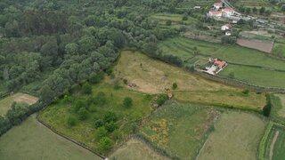 Land for sale in Arcos de Valdevez, Portugal — €75,000