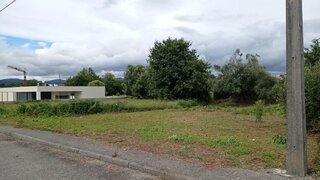 Land for sale in Vila Nova de Cerveira, Portugal — €54,000