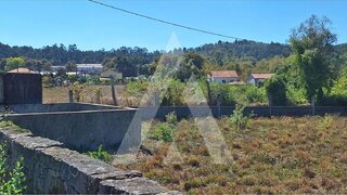 Land for sale in São Pedro do Sul, Portugal — €132,500