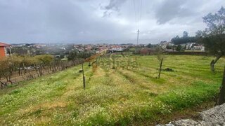 Terreno de 536 m² em Vila Real