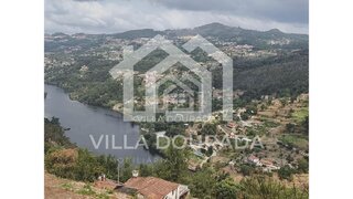 Terreno em Cinfães · 4000 m² · 100 000 €