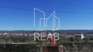 Land for sale in Aguiar da Beira, Portugal — €170,000