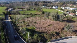 Land for sale in Vila Nova de Cerveira, Portugal — €135,000