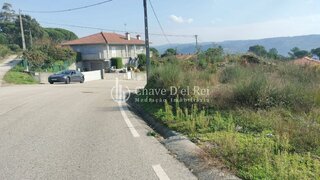 Terreno de 2500 m² em Viseu