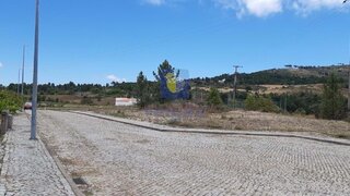 Land for sale in Celorico da Beira, Portugal — €23,000